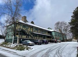 Julian Lodge，位于朱利安的酒店