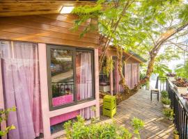 Roses Villa Tam Dao - Venuestay，位于三岛县的酒店