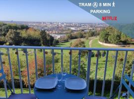 Le panoramique - Parking, Tram A, Netflix，位于瑟农的酒店