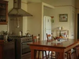 Freida - Historic Farmhouse Bellingen