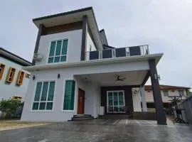 LUXURY Modern House Kubang Kerian UNIFI 4 Bedrooms