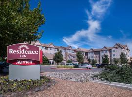 Residence Inn by Marriott Albuquerque Airport，位于阿尔伯克基大学体育场附近的酒店