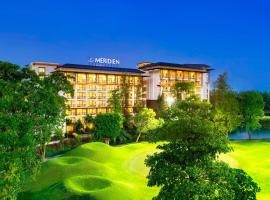 曼谷素万那普艾美高尔夫水疗度假酒店，位于曼谷班纳宜家家居附近的酒店