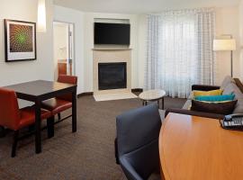 哈里斯堡赫氏住宿酒店，位于哈里斯堡的酒店