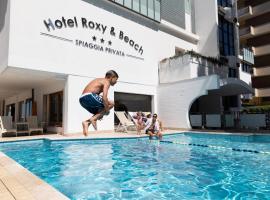 Hotel Roxy & Beach，位于切塞纳蒂科的度假村