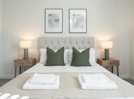 Southview Stays - Three bedroom House，位于切斯特切斯特大学附近的酒店