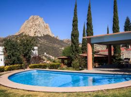 Hotel Quinta Mirador Zacualli，位于贝纳尔的酒店