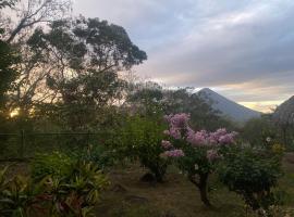 Eco-Lodge El Porvenir.，位于Santa Cruz的木屋