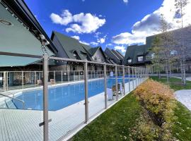 Mountain Chalet at Mystic Springs, 2BR, 2BA, Heated Pool, Hot Tub!，位于坎莫尔的酒店