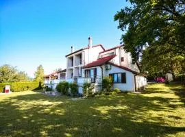 Holiday Home "JADRANKA"