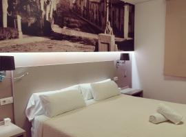 Hello Villarreal Suites，位于比亚雷亚尔厄尔尼诺马德里加尔附近的酒店