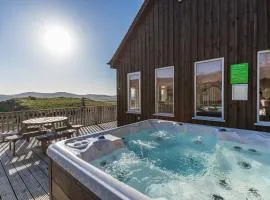 Stags View with Hot Tub