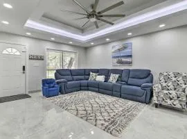 Patio and Grill Spacious Gem Near Gulf Coast!