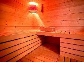 Dormi nella SPA privata con letto ad acqua, sauna, doccia emozionale e kneipp，位于亚历山德里亚的酒店