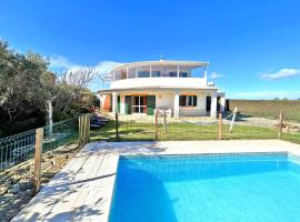 Private Villa Rego with Oceanview and Pool，位于卢斯的酒店