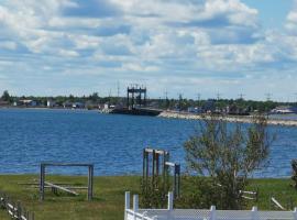 Camping et Auberge Escale de lîle，位于Shippagan的酒店