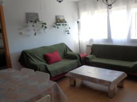 THE KING，位于阿卡斯的酒店