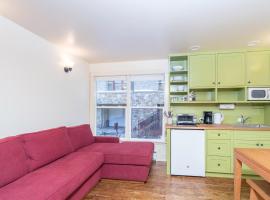 Mountainside Inn 303 by Alpine Lodging Telluride，位于特柳赖德的酒店