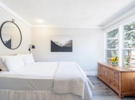 Mountainside Inn 408 by Alpine Lodging Telluride，位于特柳赖德的酒店