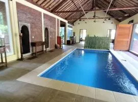 Villa King: Unique Villa With Indoor Swimming Pool