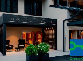 Hotel Hvala Superior - Topli Val，位于科巴里德的酒店