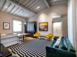 Hs4U Ricasoli Luxury apartment near Duomo N.2