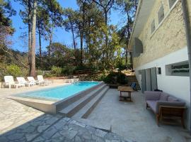 Pyla sur mer proche plages appartement avec piscine，位于派拉索梅的酒店