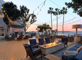 洛伊斯科罗纳多湾度假酒店，位于圣地亚哥科罗纳多海滩附近的酒店