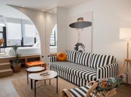 MadaM Apartments - elegant, cozy, comfortable, central，位于约阿尼纳伊庇鲁斯民俗研究博物馆附近的酒店