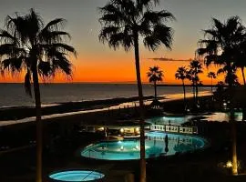 Sonoran Sea Resort BEACHFRONT Condo E203