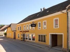 Gasthof Dangl，位于Wimpassing an der Pielach的酒店