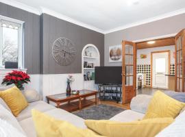 Beautiful Rooms in Edinburgh Cottage Guest House - Free Parking，位于爱丁堡的酒店