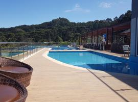 Golden Gramado Resort Laghetto，位于格拉玛多的度假村