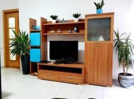 atico con gran terraza a 500m del mar