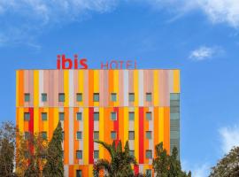 ibis Navi Mumbai - An Accor Brand，位于纳威孟买的酒店