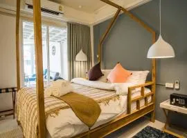 Contemporary Loft in the Heart of Chiang Mai - 5 Mins from Nimman