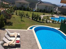Vacation home with private pool, Fethiye, Oludeniz，位于Cedit利西亚之路附近的酒店