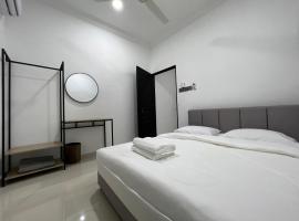 Laena Homestay，位于加央的酒店