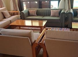 Three bedroom luxury home，位于乌昆达的酒店