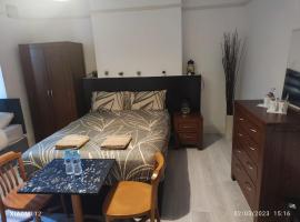 St Lucia lodge Leicester long stays available，位于莱斯特的旅馆
