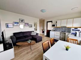 Wonderful apartment with beautiful natural pearls.，位于Bifrost的酒店
