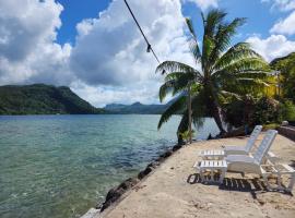 VILLA DE LA BAIE RAIATEA - Bord de mer，位于乌图罗阿的酒店