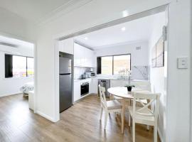 Brand new 2 Bedrooms Apartment in Ingleburn，位于Ingleburn的公寓