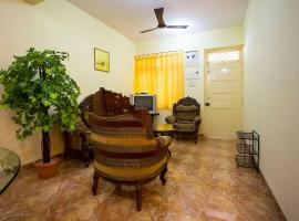 Darryl Ribeiro's 2BHK & 3BHK Apartment in a Villa，位于帕纳吉的酒店
