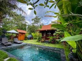 The Hidden Escapes Manggis- Stunning Hidden Gem Villa with Pool, Sauna & Ice Bath，位于八丹拜的度假屋