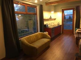 ziggy's room with a view，位于Heyd的酒店