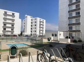 Bonito y lindo departamento de vacaciones a metros de la Avenida del Mar，位于拉塞雷纳的宠物友好酒店