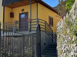 Casa la noce Positano，位于波西塔诺的度假屋