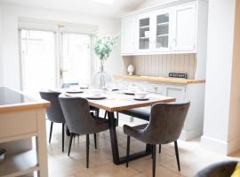35 Grosvenor Terrace - 3 Bed Sleeps 6, 5 min walk from York City Centre，位于约克的酒店