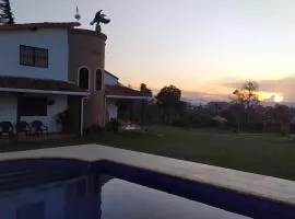 Casa de Campo EL LAGUITO - Mesa de los Santos